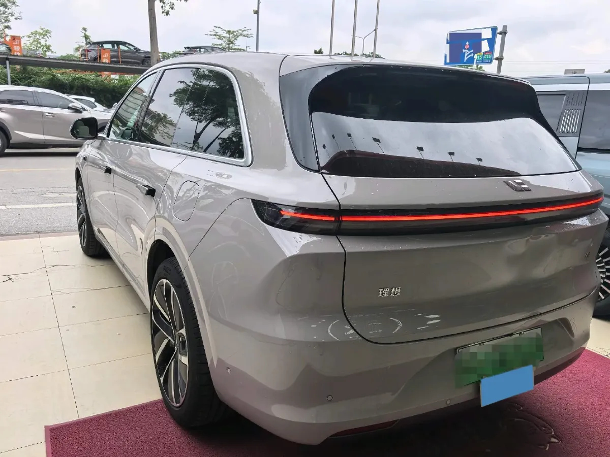 2024 Li L6 Range Extended 154HP L4 REEV 36.8KWH,autocango,china used car exporter,china ev exporter,chinese used car exporter,chinese used ev exporter