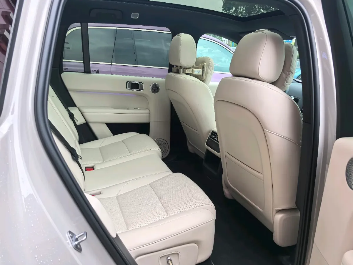 2024 Li L6 Range Extended 154HP L4 REEV 36.8KWH,autocango,china used car exporter,china ev exporter,chinese used car exporter,chinese used ev exporter