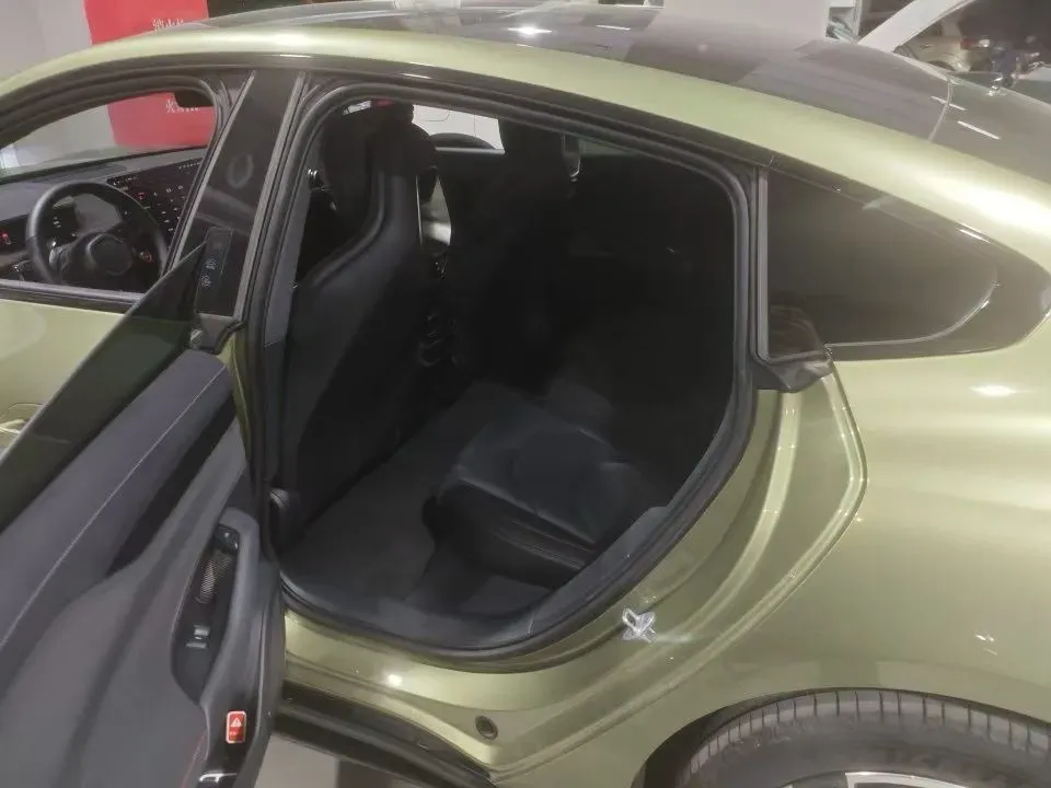 2024 MI SU7 BEV 73.6KWH,autocango,china used car exporter,china ev exporter,chinese used car exporter,chinese used ev exporter