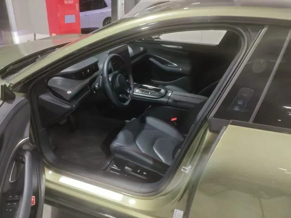 2024 MI SU7 BEV 73.6KWH,autocango,china used car exporter,china ev exporter,chinese used car exporter,chinese used ev exporter