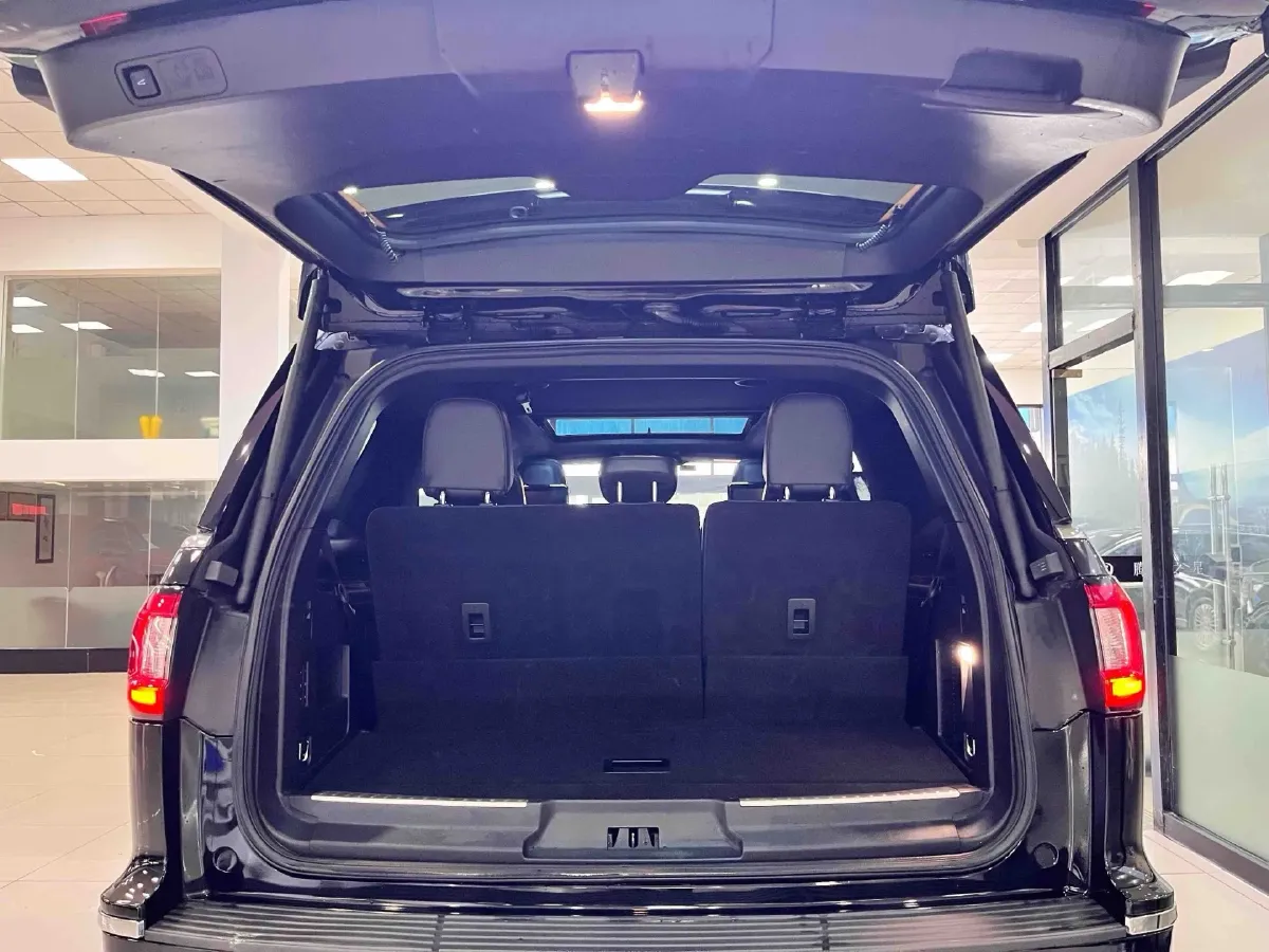 2018 Lincoln Navigator 3.5T 415HP V6 10AT,autocango,china used car exporter,china ev exporter,chinese used car exporter,chinese used ev exporter