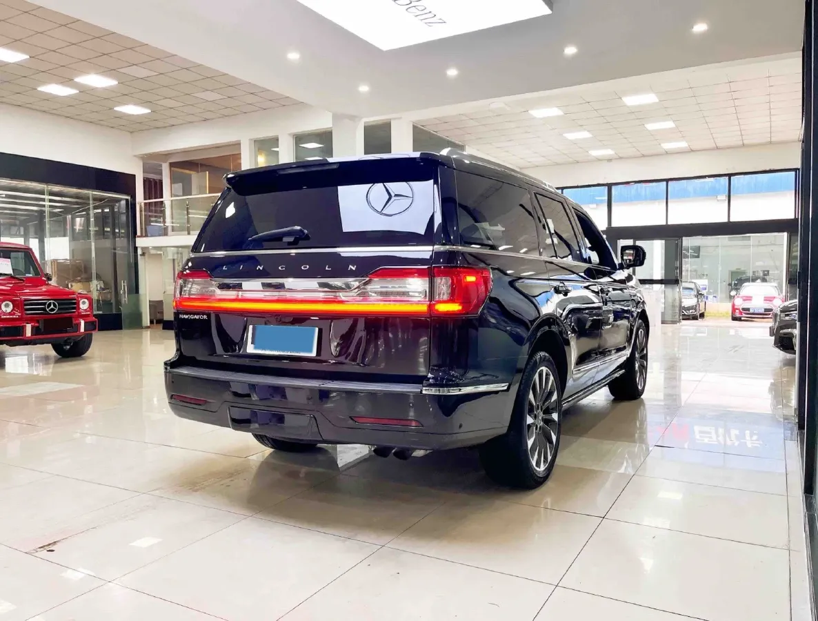 2018 Lincoln Navigator 3.5T 415HP V6 10AT,autocango,china used car exporter,china ev exporter,chinese used car exporter,chinese used ev exporter