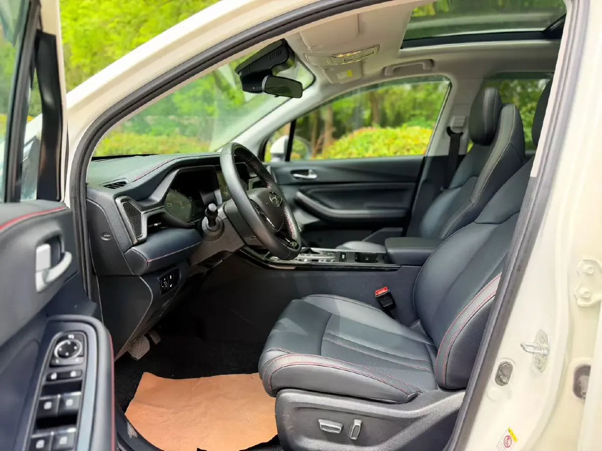 2021 GAC Trumpchi GS4 1.5T 169HP L4 6AT,autocango,china used car exporter,china ev exporter,chinese used car exporter,chinese used ev exporter