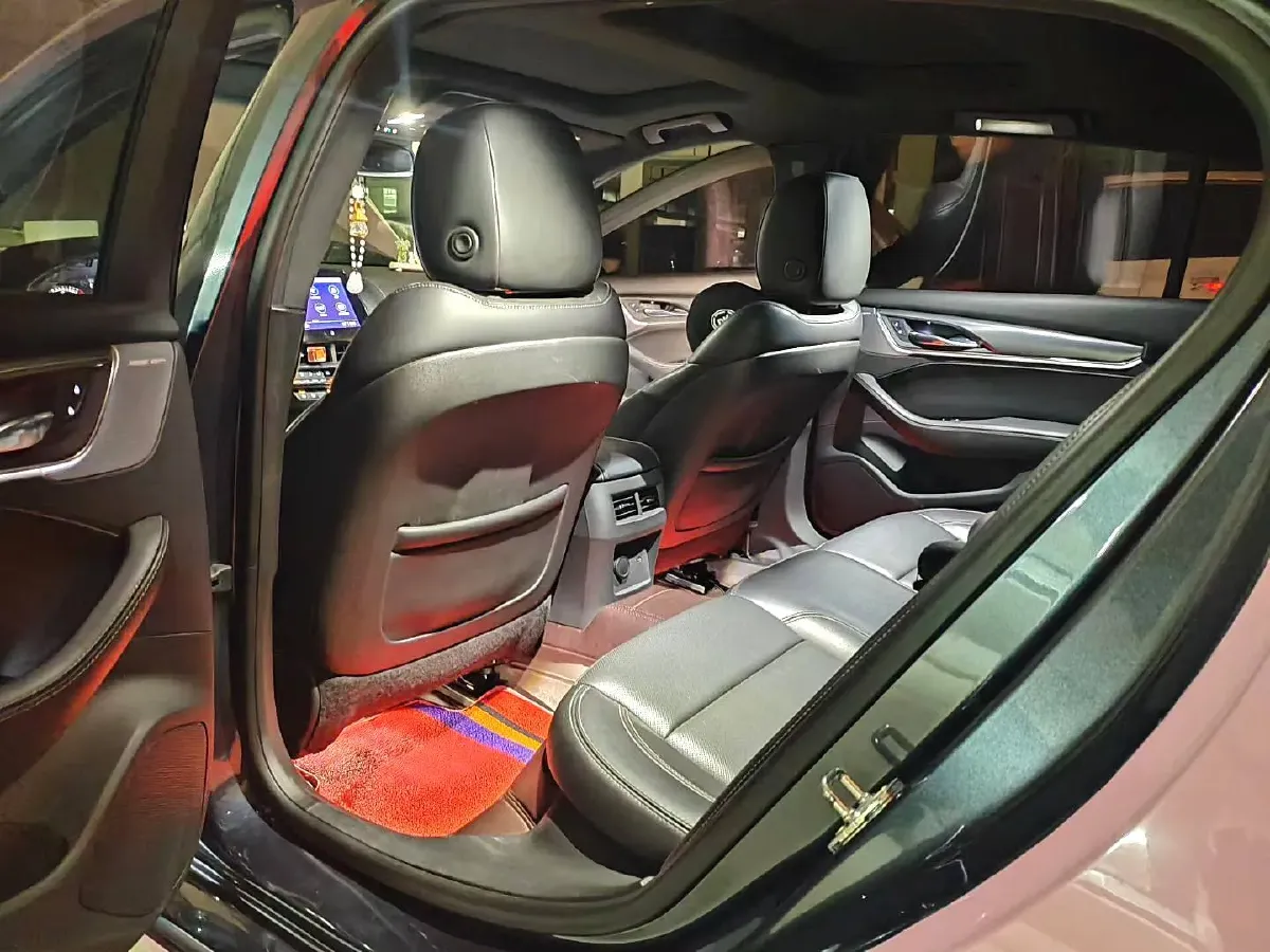 2022 Cadillac CT5 2.0T 237HP L4 10AT,autocango,china used car exporter,china ev exporter,chinese used car exporter,chinese used ev exporter