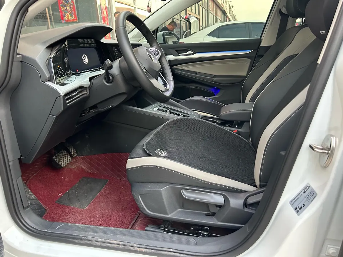 2023 Volkswagen Golf 1.4T 150HP L4 7DCT,autocango,china used car exporter,china ev exporter,chinese used car exporter,chinese used ev exporter