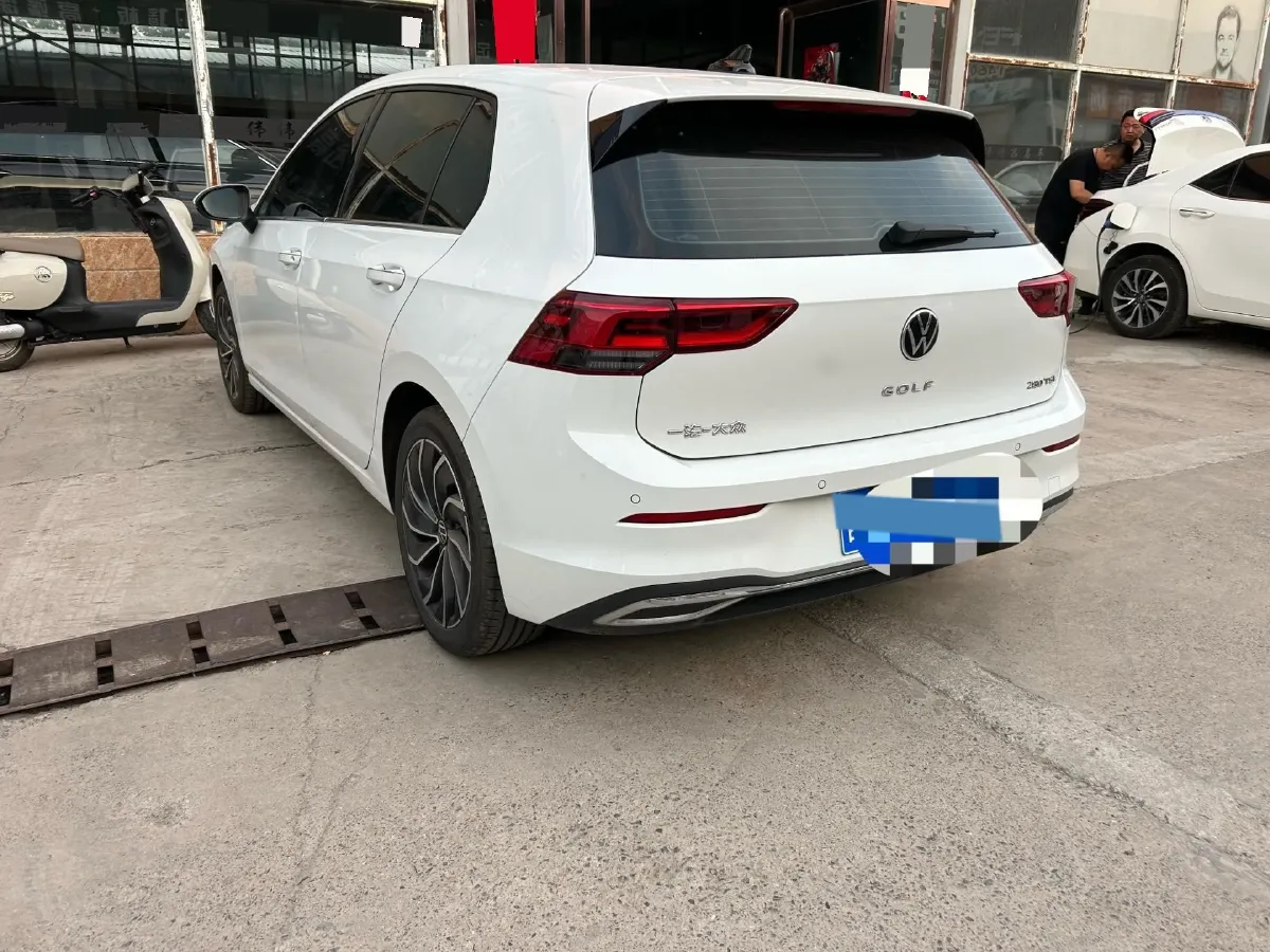 2023 Volkswagen Golf 1.4T 150HP L4 7DCT,autocango,china used car exporter,china ev exporter,chinese used car exporter,chinese used ev exporter