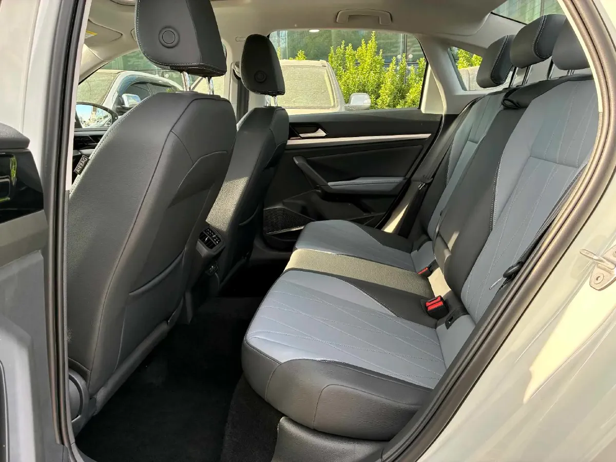 2026 Volkswagen Lavida 1.5L 110HP L4 6AT,autocango,china used car exporter,china ev exporter,chinese used car exporter,chinese used ev exporter