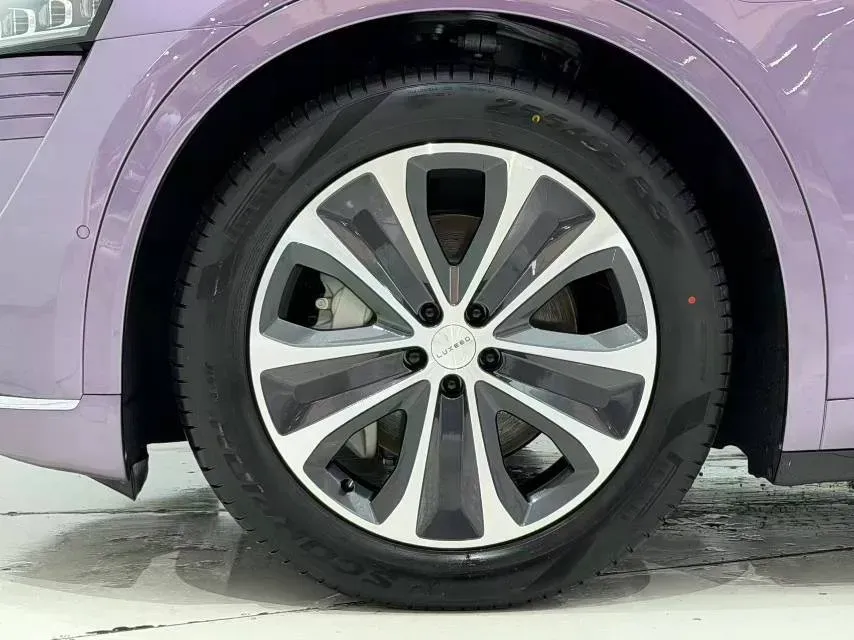 2025 Luxeed R7 REEV 156HP REEV 37KWH,autocango,china used car exporter,china ev exporter,chinese used car exporter,chinese used ev exporter