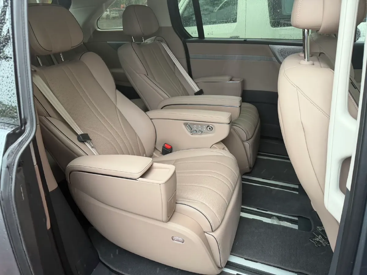 2026 Xpeng X9 REEV 150HP REEV,autocango,china used car exporter,china ev exporter,chinese used car exporter,chinese used ev exporter