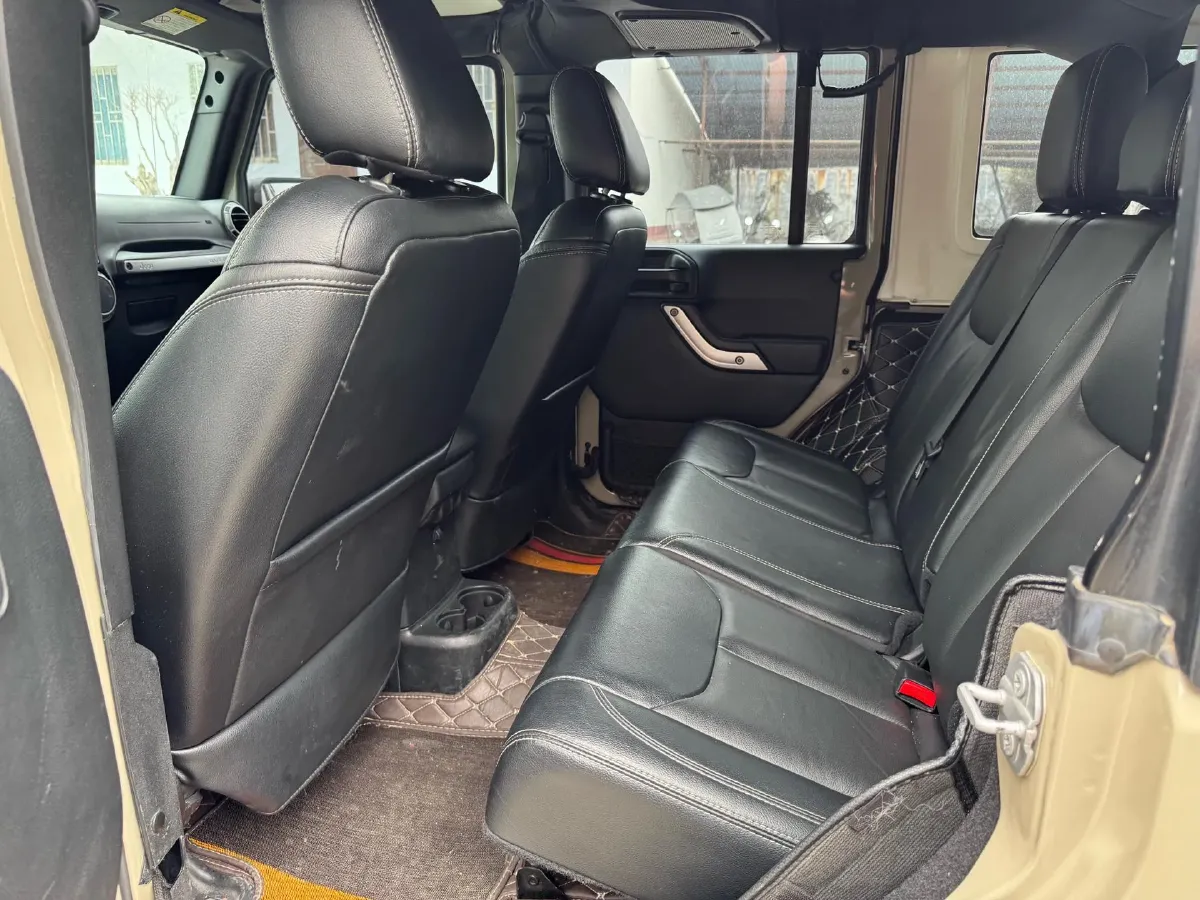 2017 Jeep Wrangler 3.0L 234HP V6 5AT,autocango,china used car exporter,china ev exporter,chinese used car exporter,chinese used ev exporter