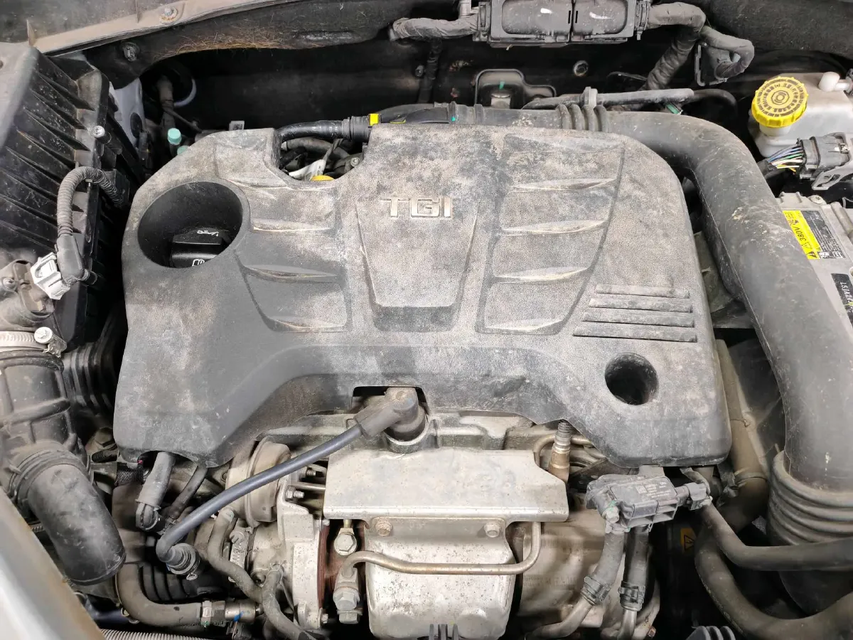 2020 Roewe RX5 1.5T 169HP L4 AMT PHEV 11.1KWH,autocango,china used car exporter,china ev exporter,chinese used car exporter,chinese used ev exporter