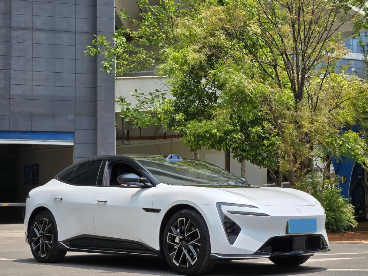 2025 Avatr 06 BEV,autocango,china used car exporter,china ev exporter,chinese used car exporter,chinese used ev exporter