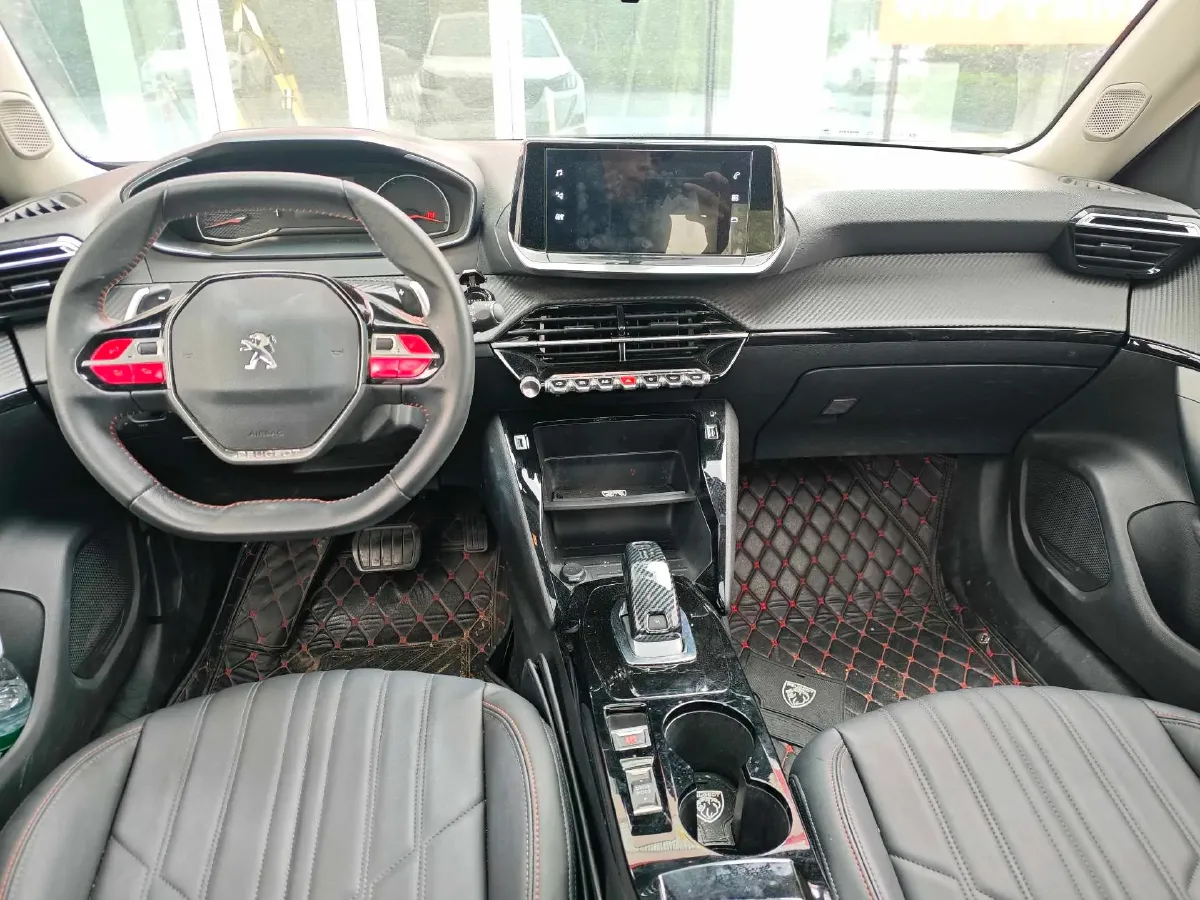 2020 Peugeot 2008 1.2T 136HP L3 6DCT,autocango,china used car exporter,china ev exporter,chinese used car exporter,chinese used ev exporter