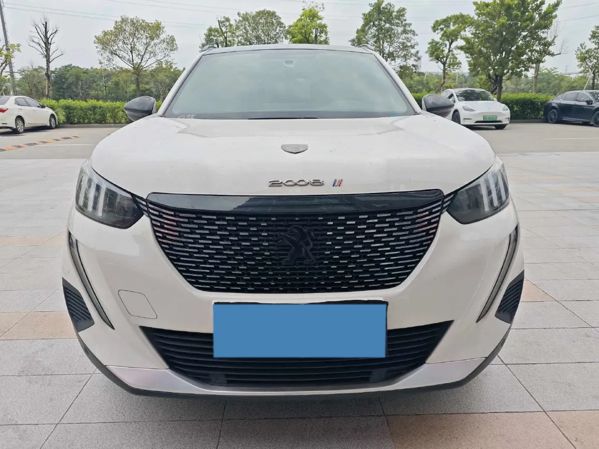 2020 Peugeot 2008 1.2T 136HP L3 6DCT,autocango,china used car exporter,china ev exporter,chinese used car exporter,chinese used ev exporter