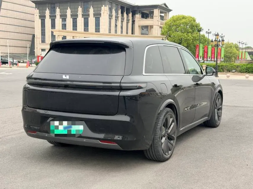 2023 Li L8 Range Extended 154HP REEV 40.9KWH,autocango,china used car exporter,china ev exporter,chinese used car exporter,chinese used ev exporter