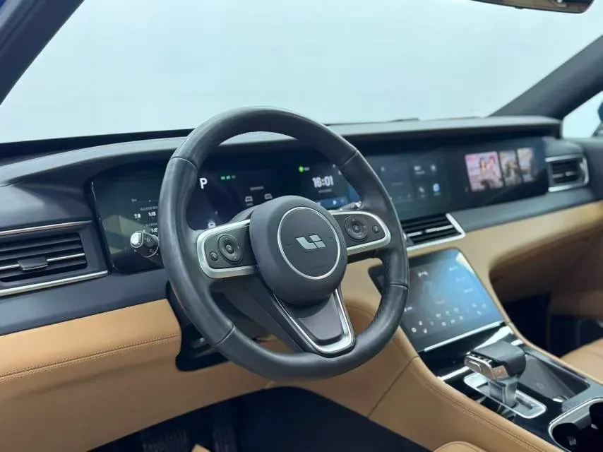 2020 Li ONE Range Extended 131HP REEV 40.5KWH,autocango,china used car exporter,china ev exporter,chinese used car exporter,chinese used ev exporter