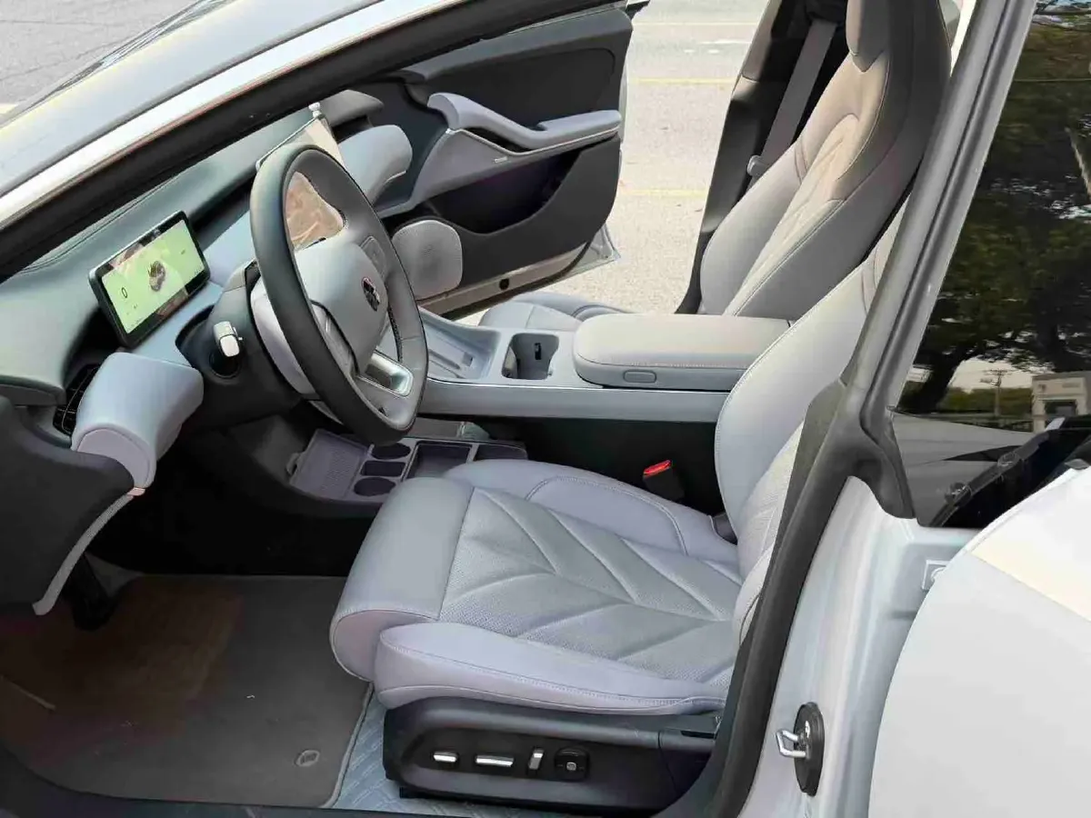 2025 NIO ET5T BEV,autocango,china used car exporter,china ev exporter,chinese used car exporter,chinese used ev exporter