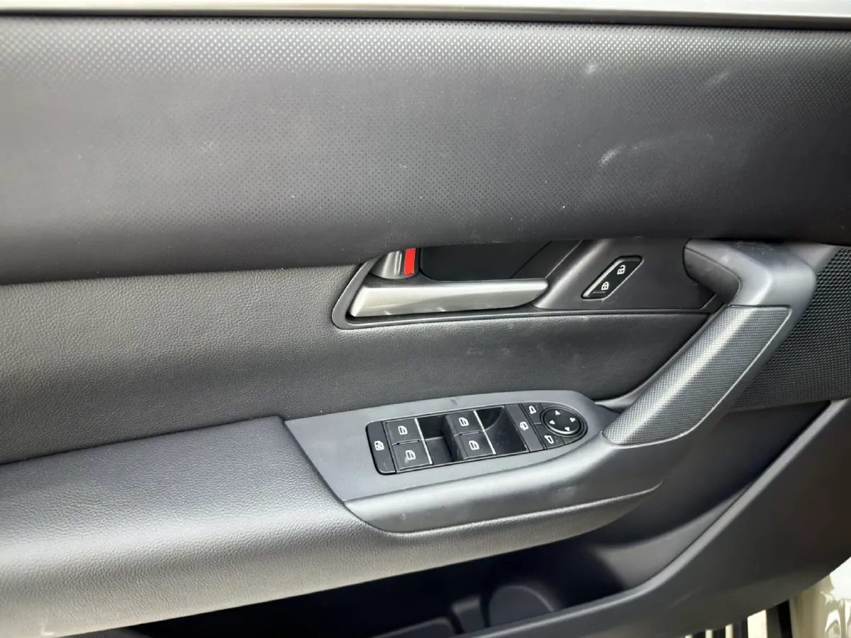 2023 Mazda CX-50 2.0L 155HP L4 6AT,autocango,china used car exporter,china ev exporter,chinese used car exporter,chinese used ev exporter