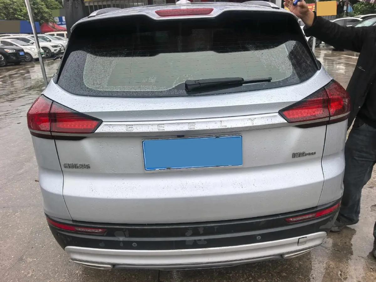 2020 Roewe i6 1.5T 169HP L4 7DCT,autocango,china used car exporter,china ev exporter,chinese used car exporter,chinese used ev exporter