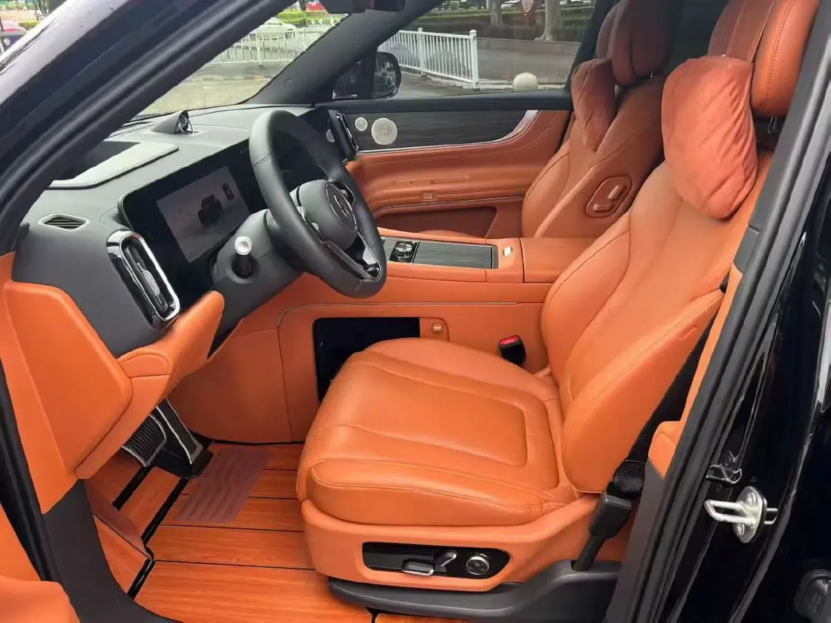 2024 AITO AITO M9 1.5T 152HP L4 REEV 42KWH,autocango,china used car exporter,china ev exporter,chinese used car exporter,chinese used ev exporter