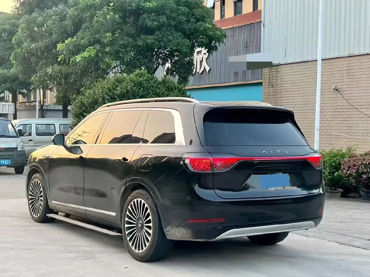 2024 AITO AITO M9 1.5T 152HP L4 REEV 42KWH,autocango,china used car exporter,china ev exporter,chinese used car exporter,chinese used ev exporter