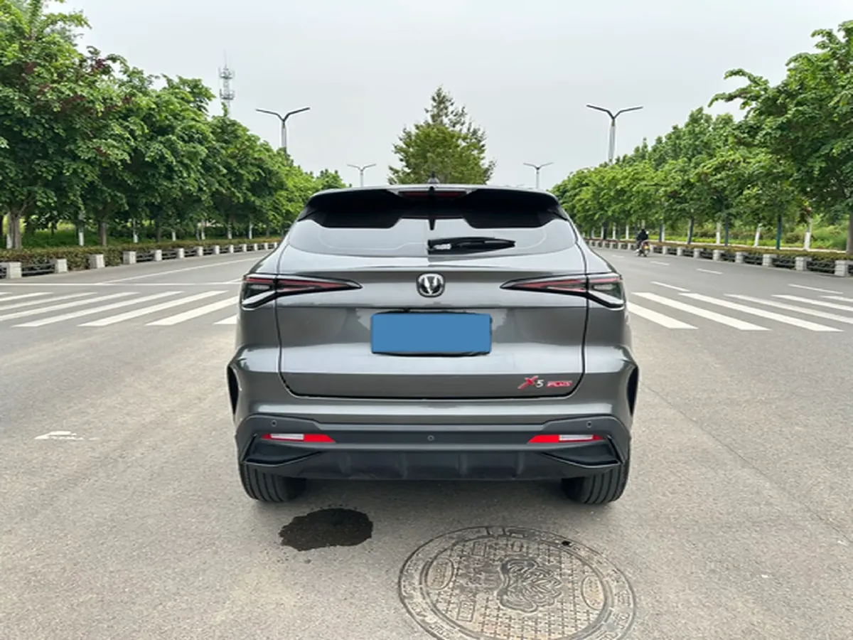 2024 ChangAn X5 PLUS 1.5T 188HP L4 7DCT,autocango,china used car exporter,china ev exporter,chinese used car exporter,chinese used ev exporter