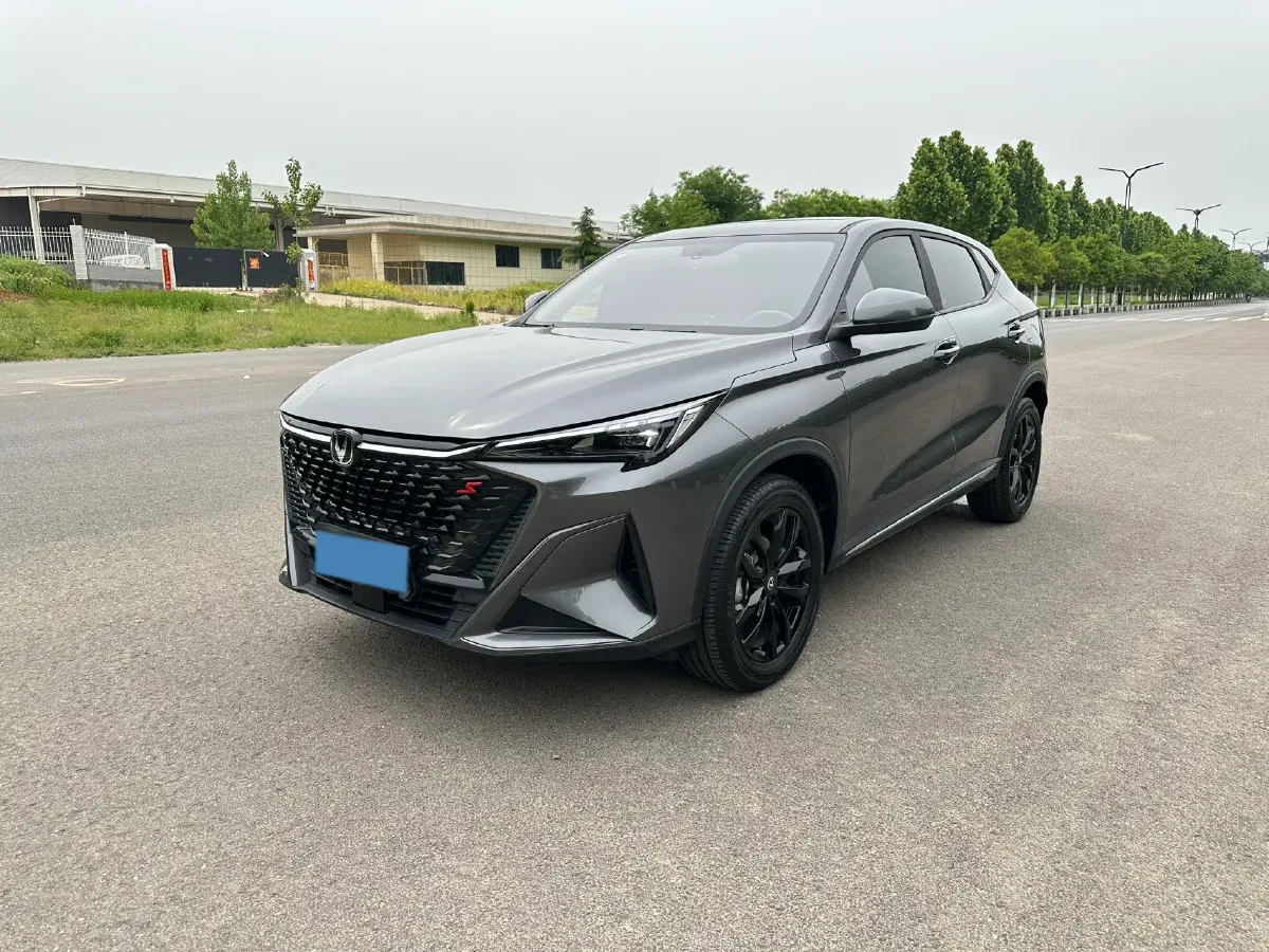 2024 ChangAn X5 PLUS 1.5T 188HP L4 7DCT,autocango,china used car exporter,china ev exporter,chinese used car exporter,chinese used ev exporter