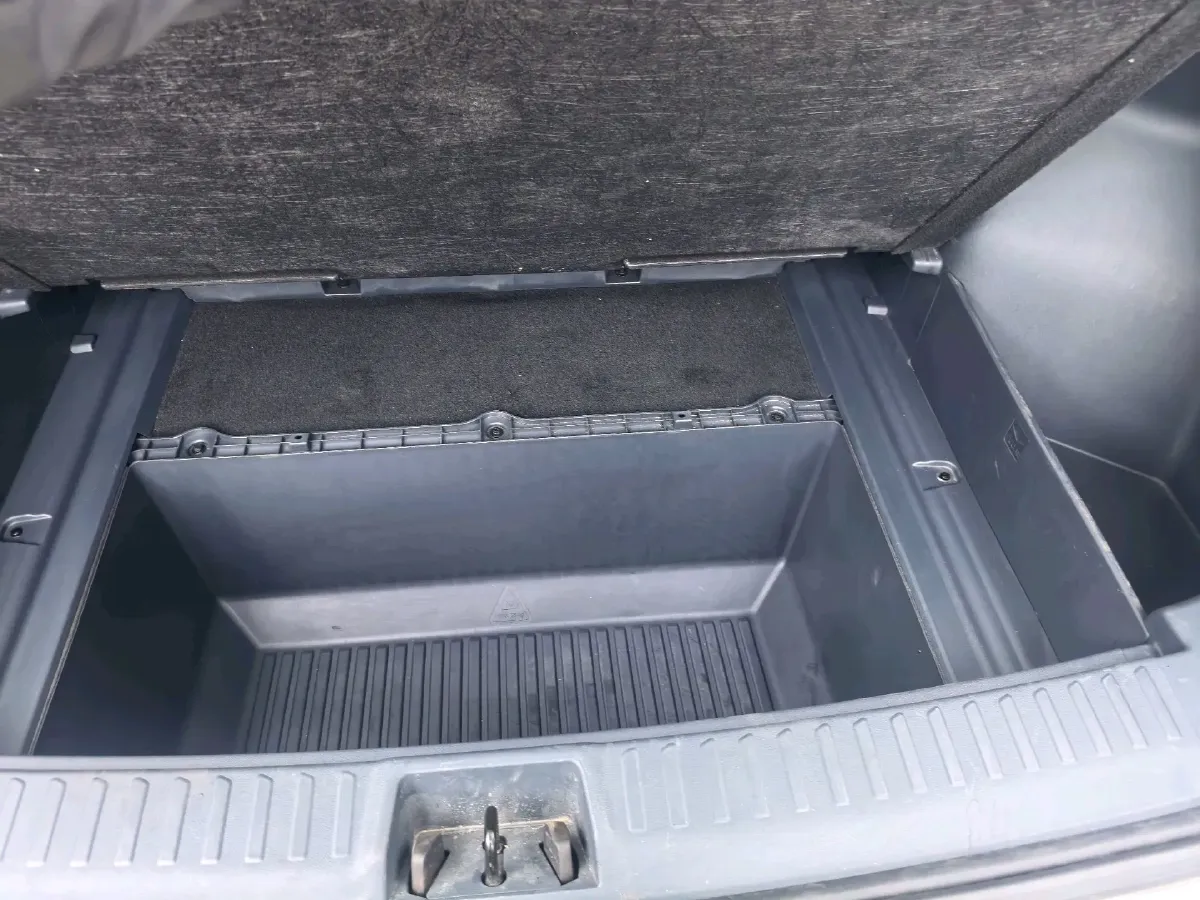 2024 YuanChen Super Van BEV 51KWH,autocango,china used car exporter,china ev exporter,chinese used car exporter,chinese used ev exporter