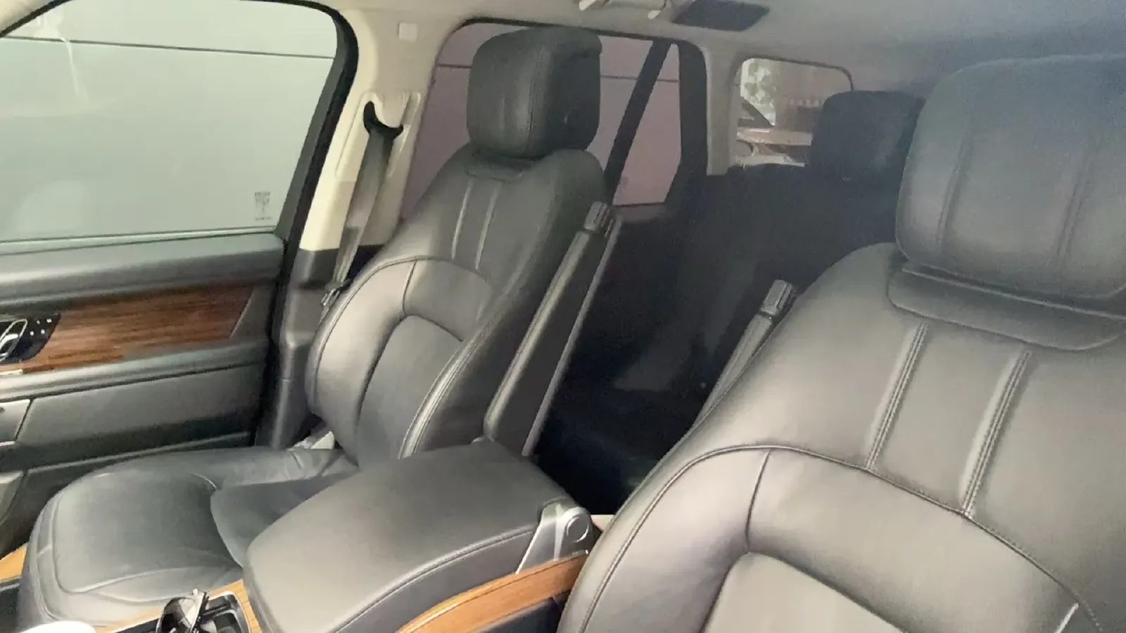 2018 Land Rover Range Rover Evoque 2.0T 241HP L4 9AT,autocango,china used car exporter,china ev exporter,chinese used car exporter,chinese used ev exporter