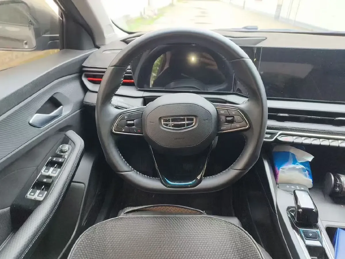 2024 Geely Binray 1.5T 181HP L4 7DCT,autocango,china used car exporter,china ev exporter,chinese used car exporter,chinese used ev exporter