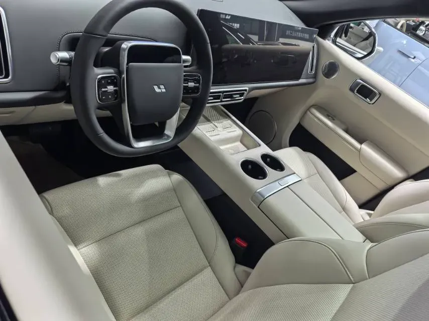 2023 Li L7 Range Extended 154HP REEV 40.9KWH,autocango,china used car exporter,china ev exporter,chinese used car exporter,chinese used ev exporter