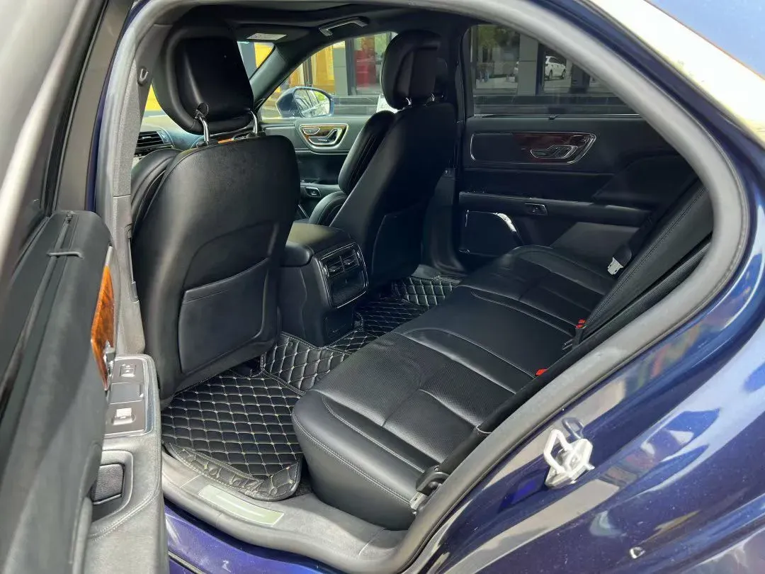 2018 Lincoln Continental 2.0T 261HP L4 6AT,autocango,china used car exporter,china ev exporter,chinese used car exporter,chinese used ev exporter