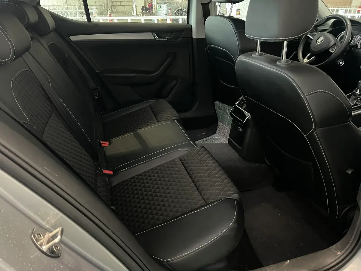 2018 Nissan Terra 2.5L 184HP L4 7AT,autocango,china used car exporter,china ev exporter,chinese used car exporter,chinese used ev exporter