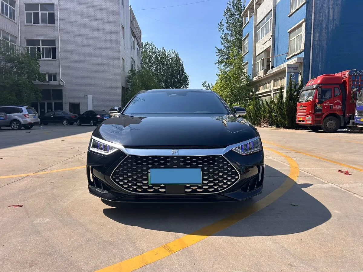 2022 Volkswagen Tiguan L 2.0T 186HP L4 7DCT,autocango,china used car exporter,china ev exporter,chinese used car exporter,chinese used ev exporter