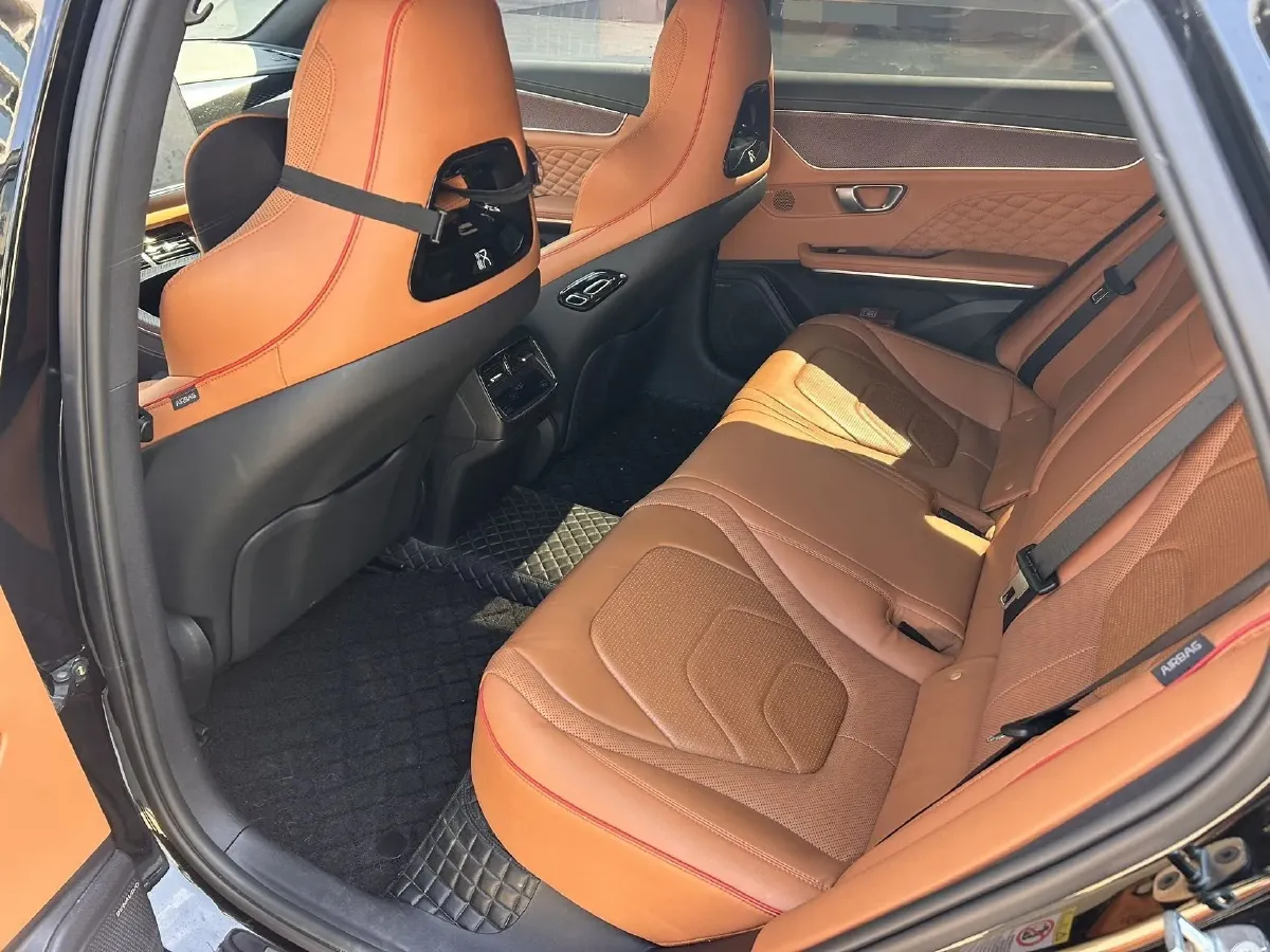 2022 Volkswagen Tiguan L 2.0T 186HP L4 7DCT,autocango,china used car exporter,china ev exporter,chinese used car exporter,chinese used ev exporter