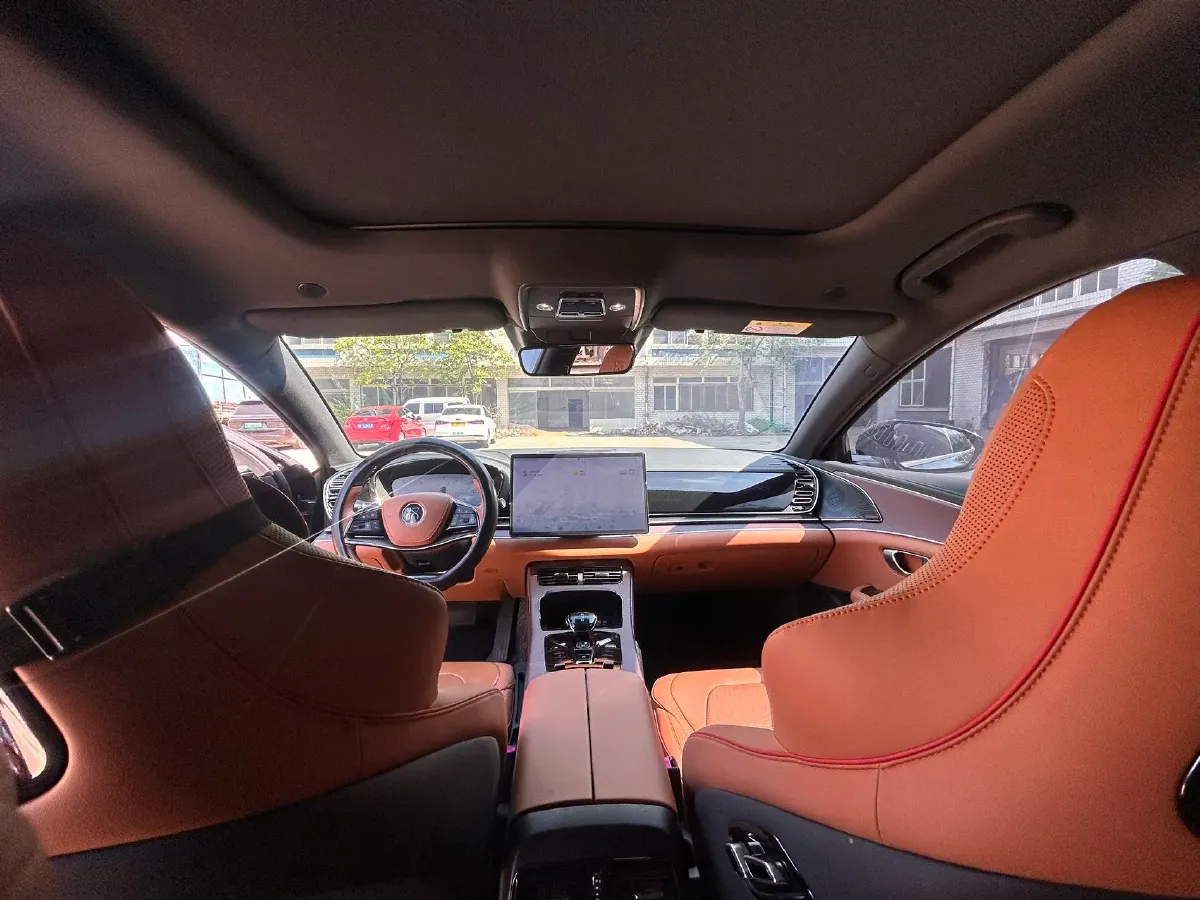 2022 Volkswagen Tiguan L 2.0T 186HP L4 7DCT,autocango,china used car exporter,china ev exporter,chinese used car exporter,chinese used ev exporter