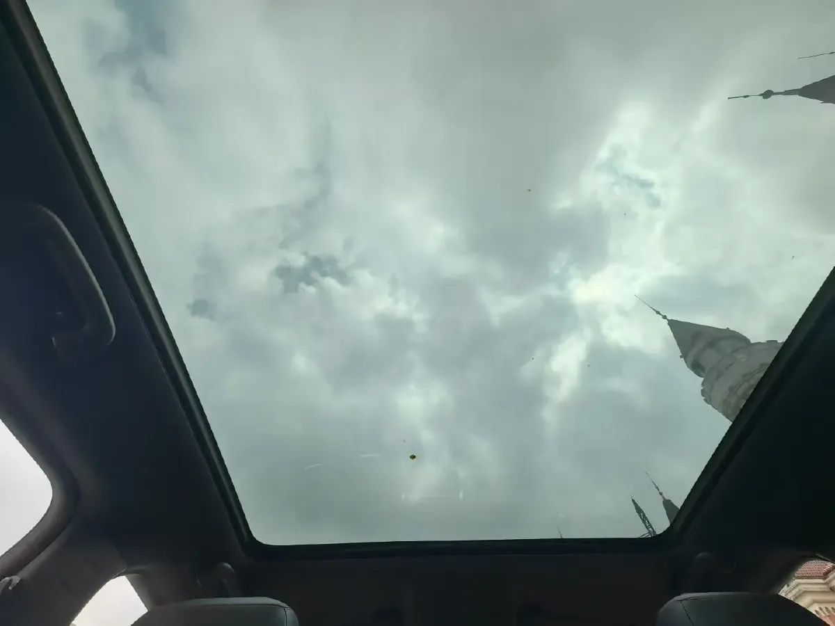 2022 Land Rover Discovery Sport 1.5T 200HP L3 8AT PHEV,autocango,china used car exporter,china ev exporter,chinese used car exporter,chinese used ev exporter