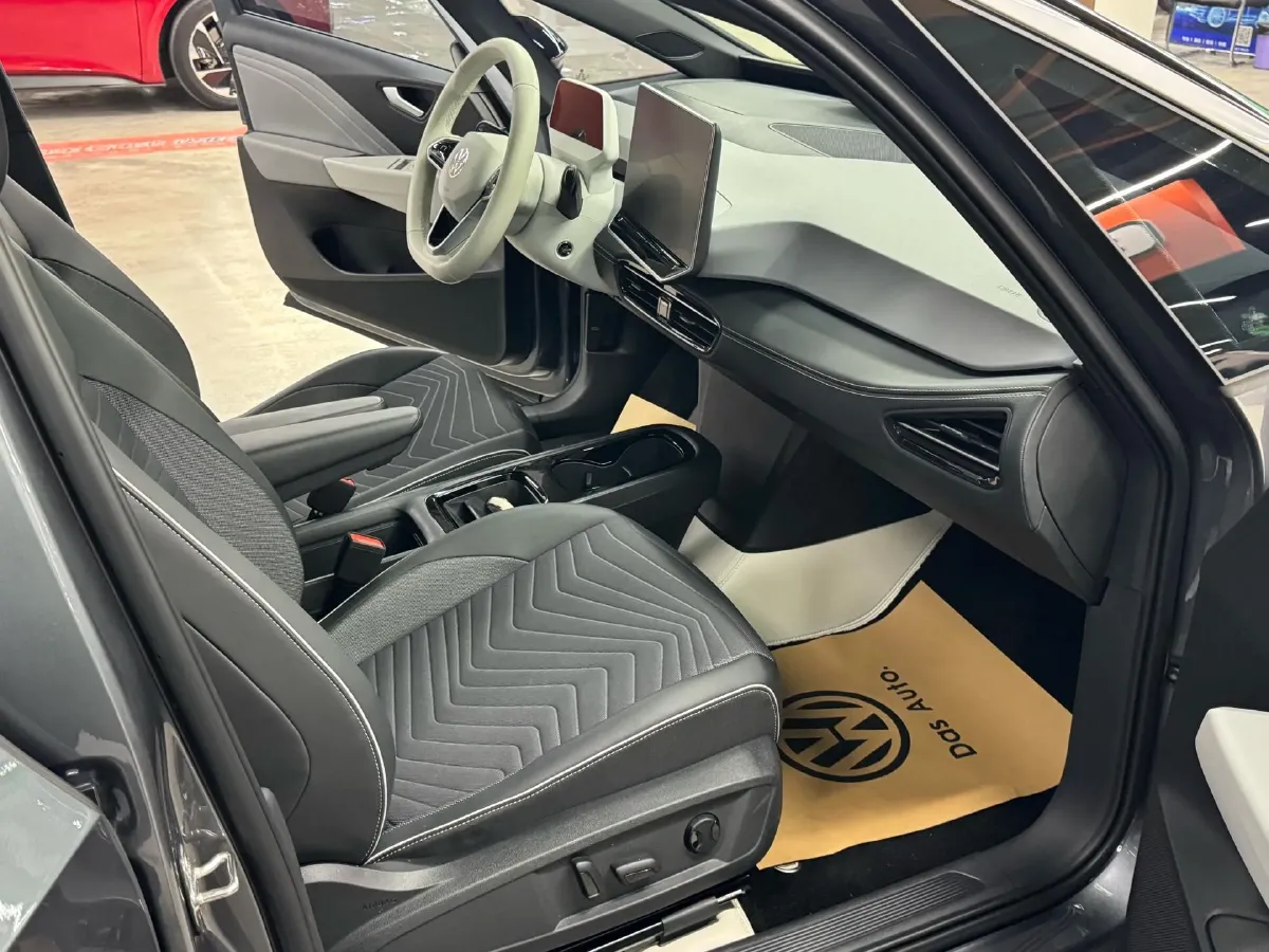 2025 Volkswagen ID.3 BEV 52.8KWH,autocango,china used car exporter,china ev exporter,chinese used car exporter,chinese used ev exporter