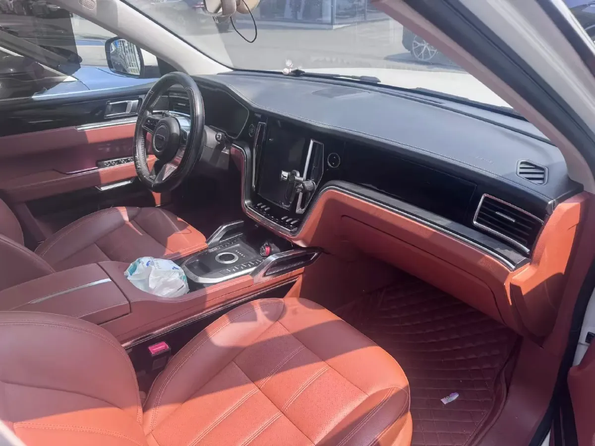 2017 Zotye T700 1.8T 177HP L4 6DCT,autocango,china used car exporter,china ev exporter,chinese used car exporter,chinese used ev exporter