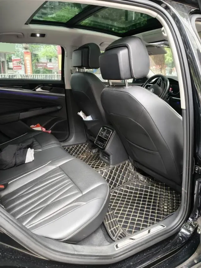 2022 Xpeng P7 BEV 60.2KWH,autocango,china used car exporter,china ev exporter,chinese used car exporter,chinese used ev exporter