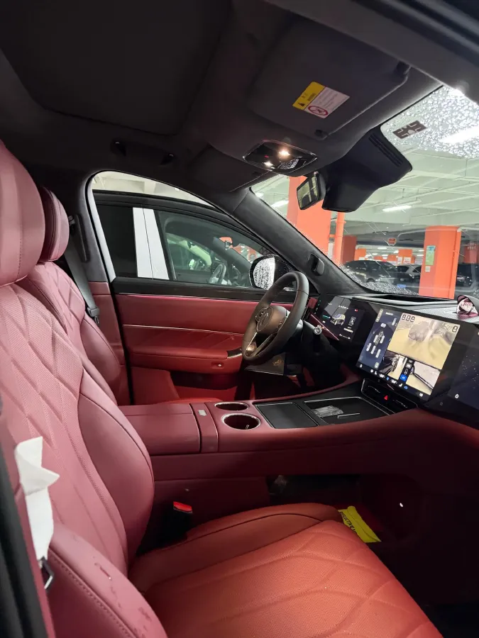 2025 AITO AITO M8 REEV 160HP REEV 53.4KWH,autocango,china used car exporter,china ev exporter,chinese used car exporter,chinese used ev exporter