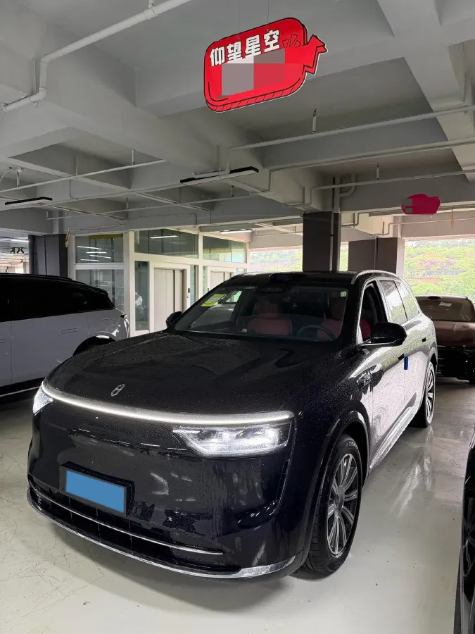2025 AITO AITO M8 REEV 160HP REEV 53.4KWH,autocango,china used car exporter,china ev exporter,chinese used car exporter,chinese used ev exporter