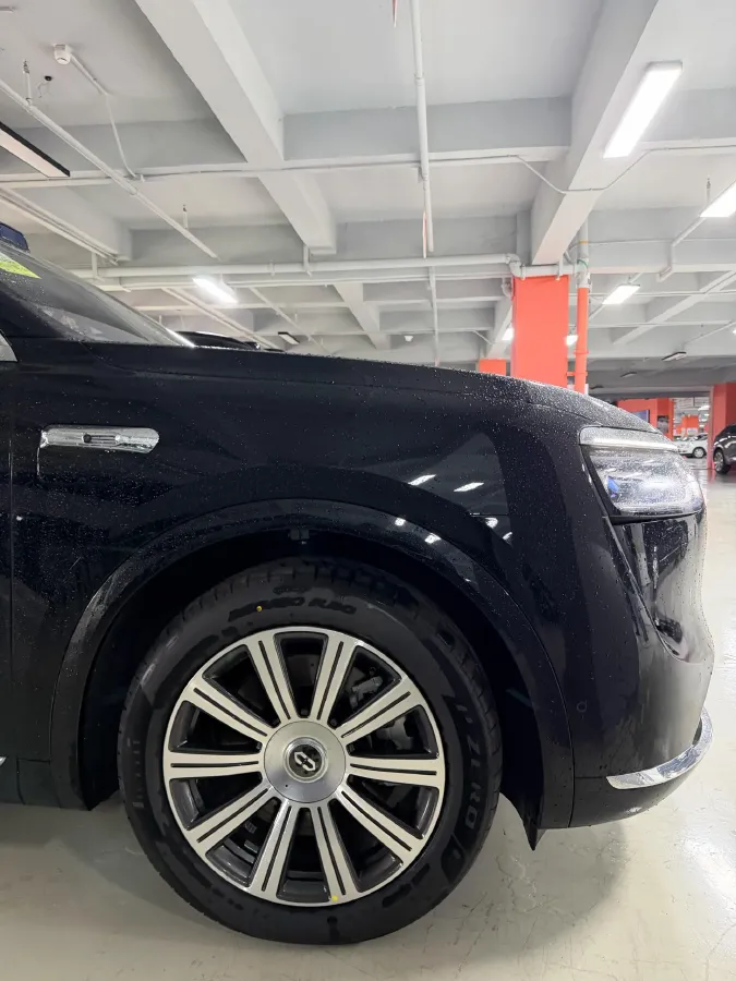 2025 AITO AITO M8 REEV 160HP REEV 53.4KWH,autocango,china used car exporter,china ev exporter,chinese used car exporter,chinese used ev exporter