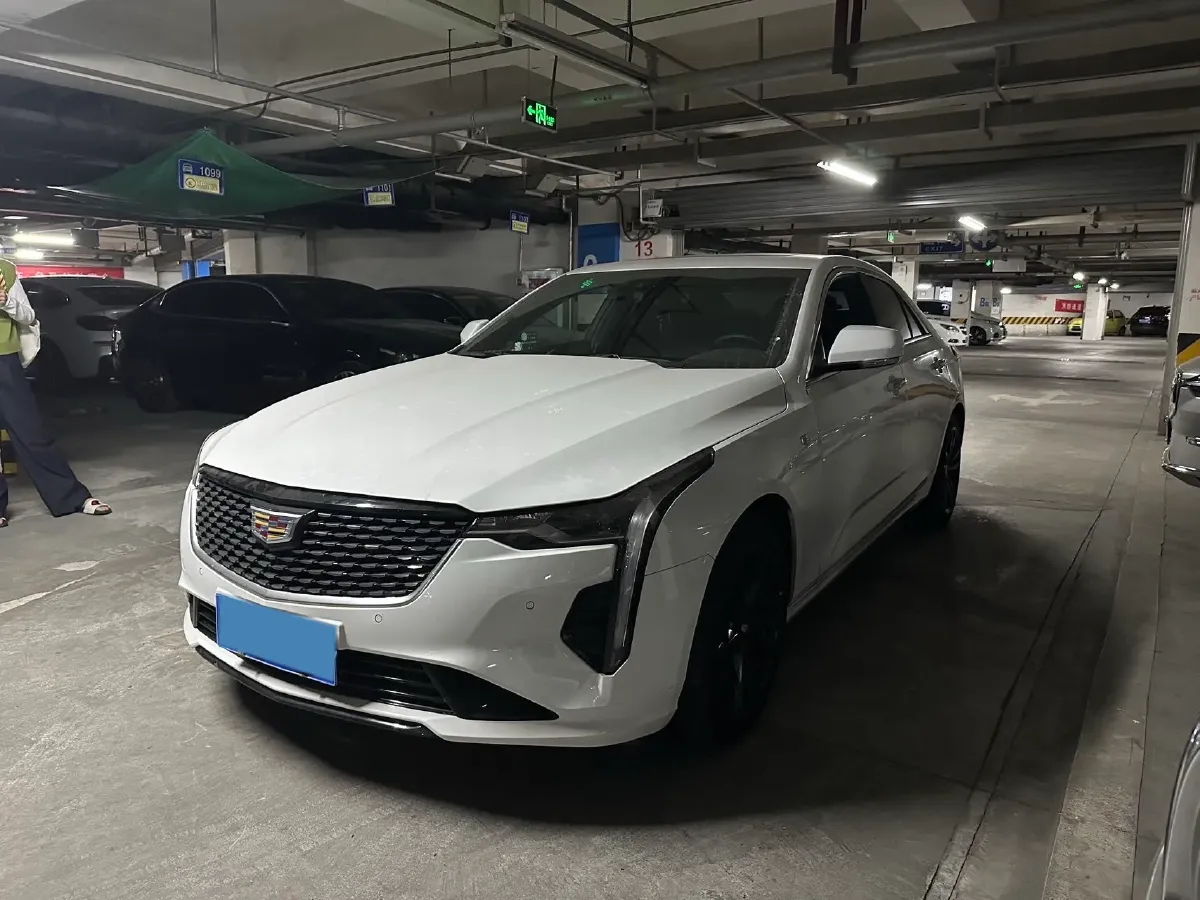 2022 Cadillac CT4 2.0T 237HP L4 8AT,autocango,china used car exporter,china ev exporter,chinese used car exporter,chinese used ev exporter