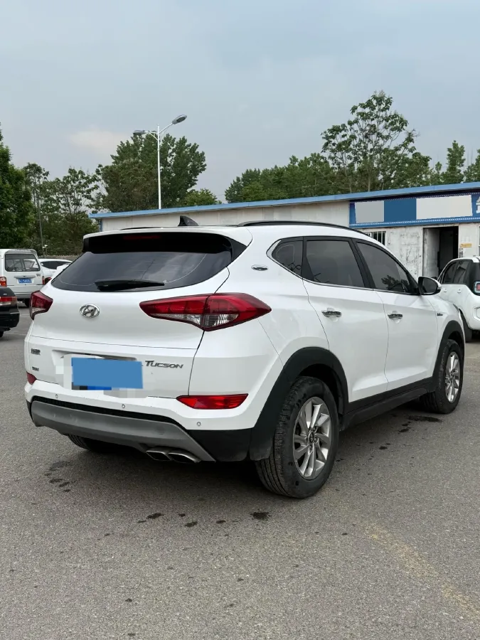 2018 Hyundai Tucson 1.6T 177HP L4 7DCT,autocango,china used car exporter,china ev exporter,chinese used car exporter,chinese used ev exporter
