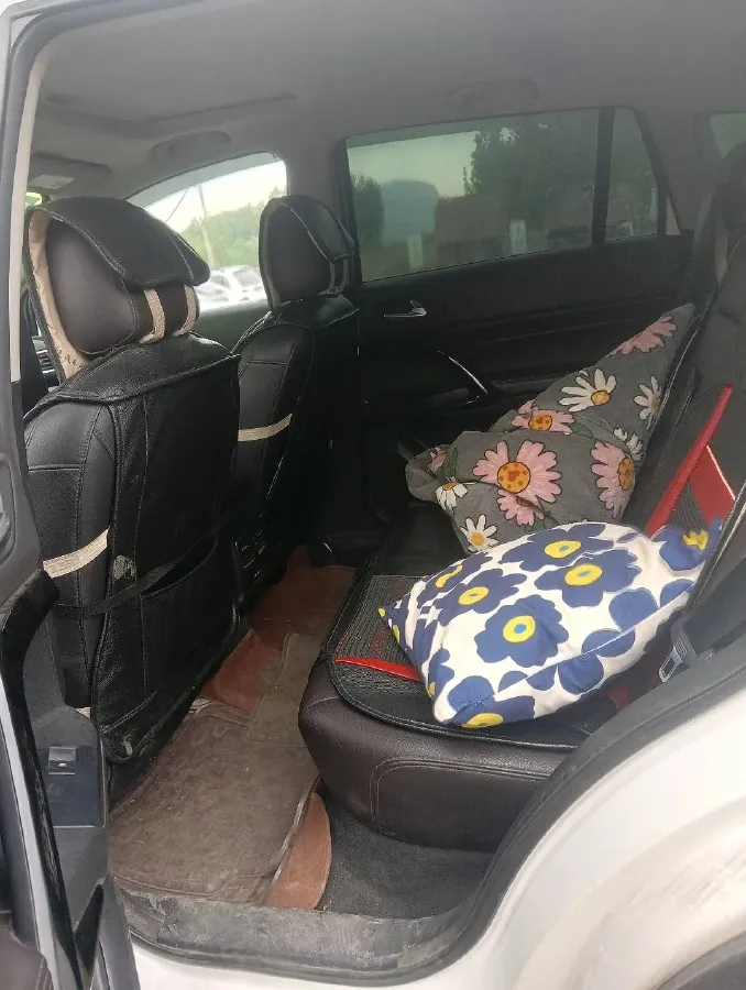 2018 GAC Trumpchi GS4 1.5T 152HP L4 6MT,autocango,china used car exporter,china ev exporter,chinese used car exporter,chinese used ev exporter