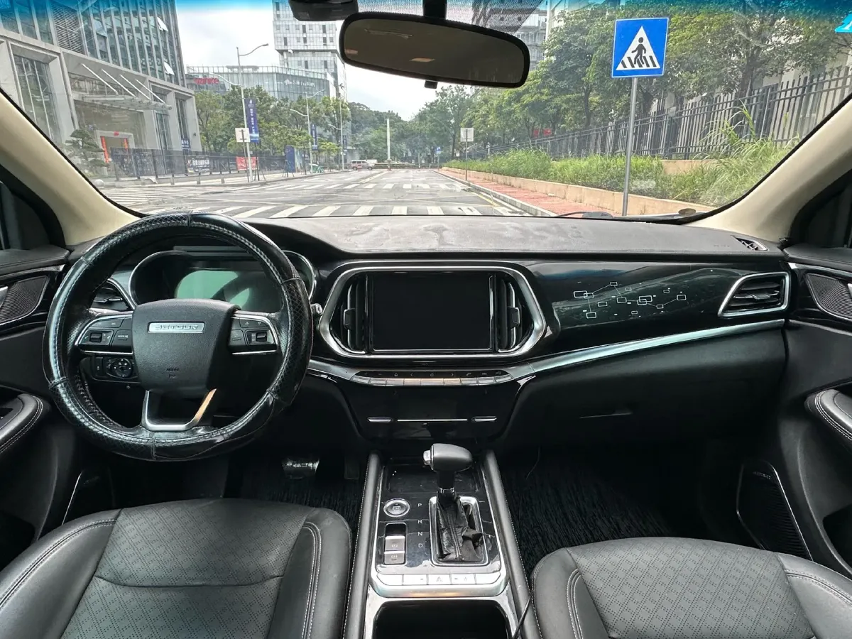 2019 Jetour X90 1.5T 147HP L4 8AT,autocango,china used car exporter,china ev exporter,chinese used car exporter,chinese used ev exporter