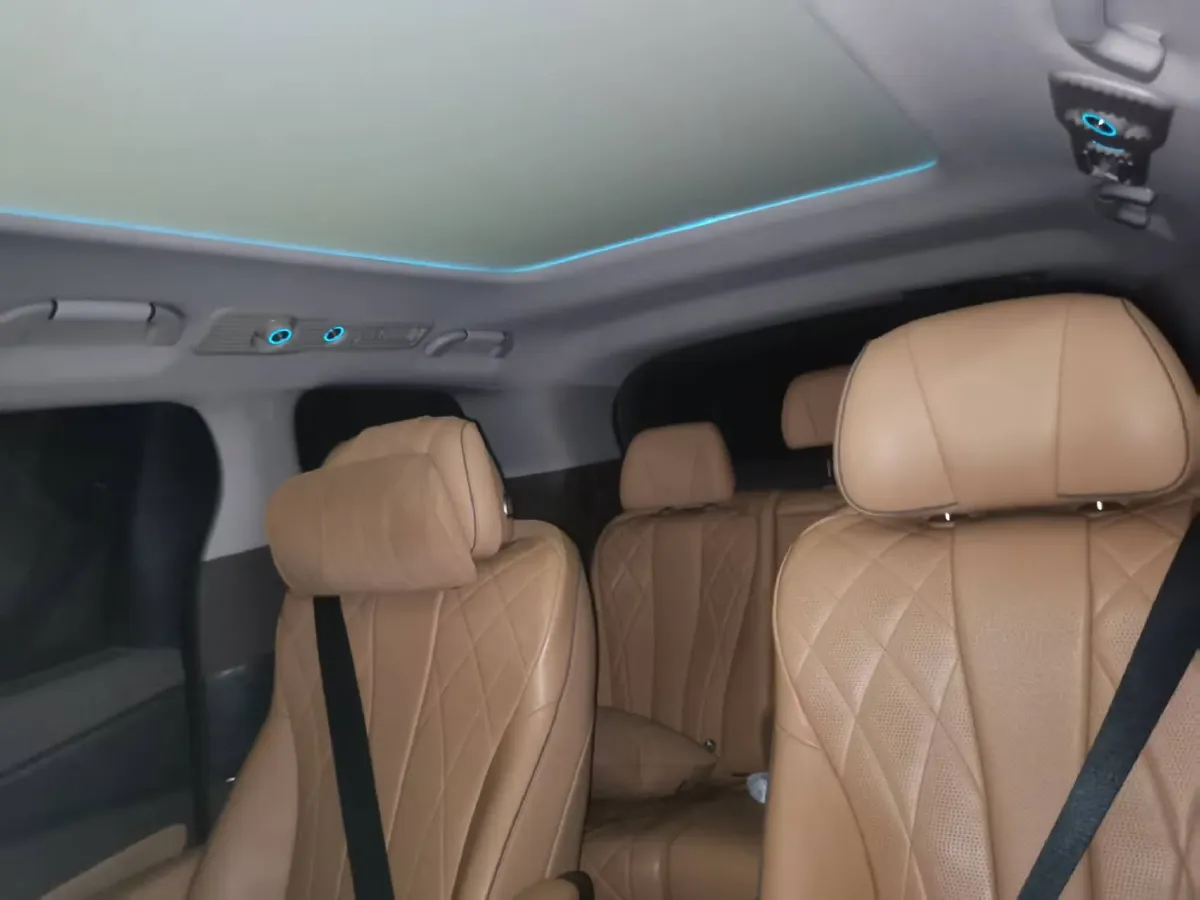 2022 HongQi HS7 3.0T 337HP V6 8AT,autocango,china used car exporter,china ev exporter,chinese used car exporter,chinese used ev exporter