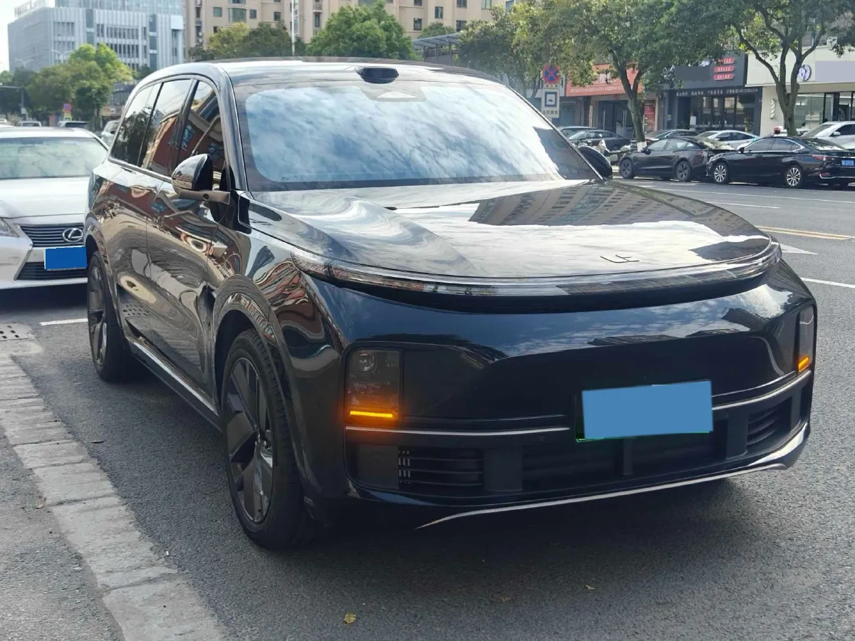 2025 Li L9 Range Extended 154HP REEV,autocango,china used car exporter,china ev exporter,chinese used car exporter,chinese used ev exporter