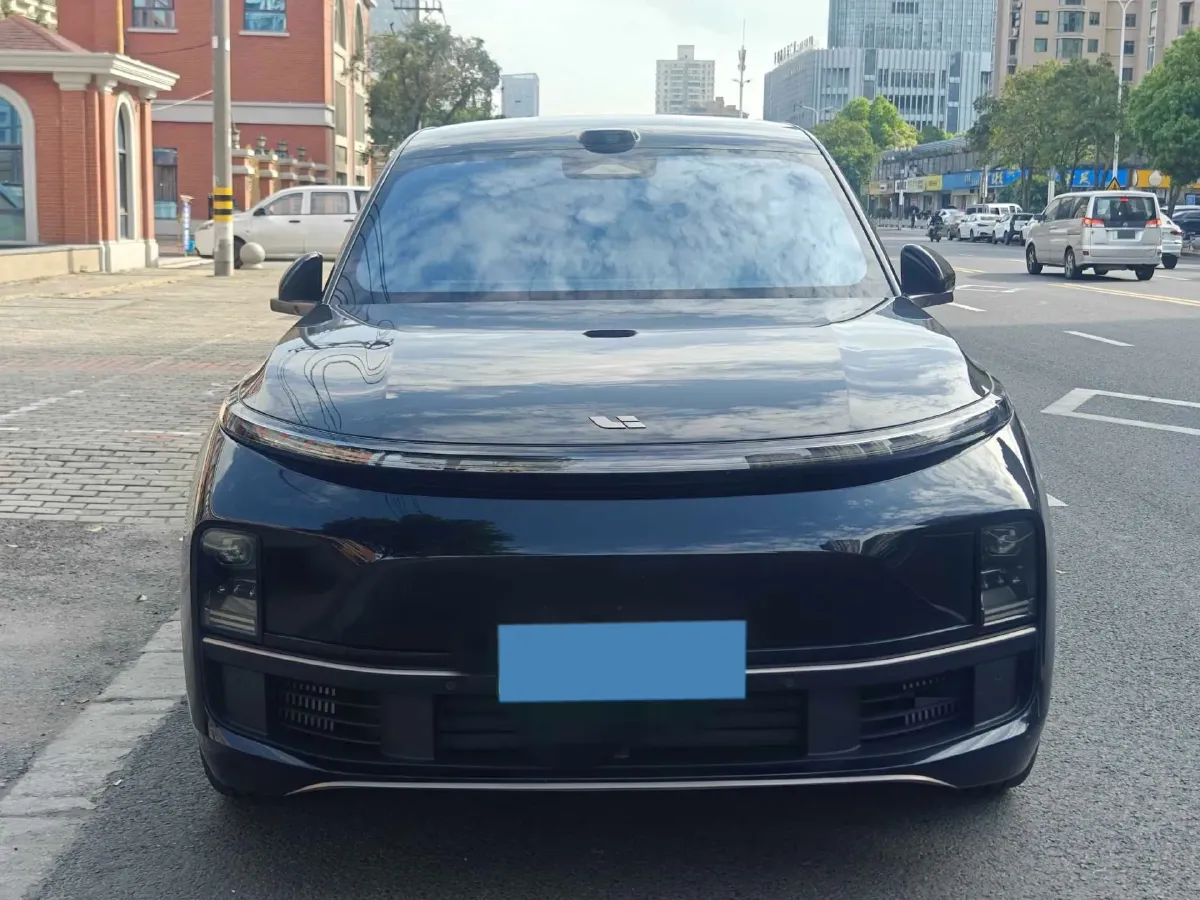 2025 Li L9 Range Extended 154HP REEV,autocango,china used car exporter,china ev exporter,chinese used car exporter,chinese used ev exporter